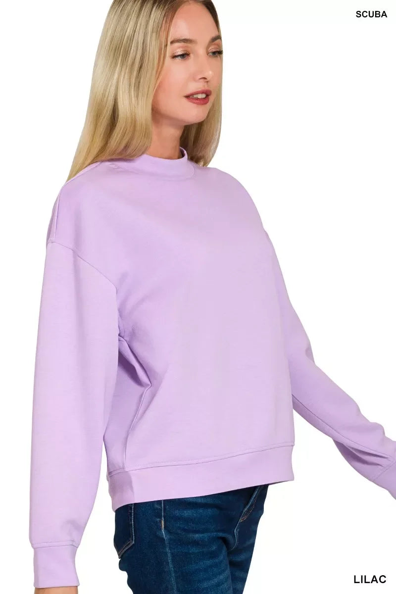 Lilac oversized crewneck sweatshirt, trendy & comfy for casual wear