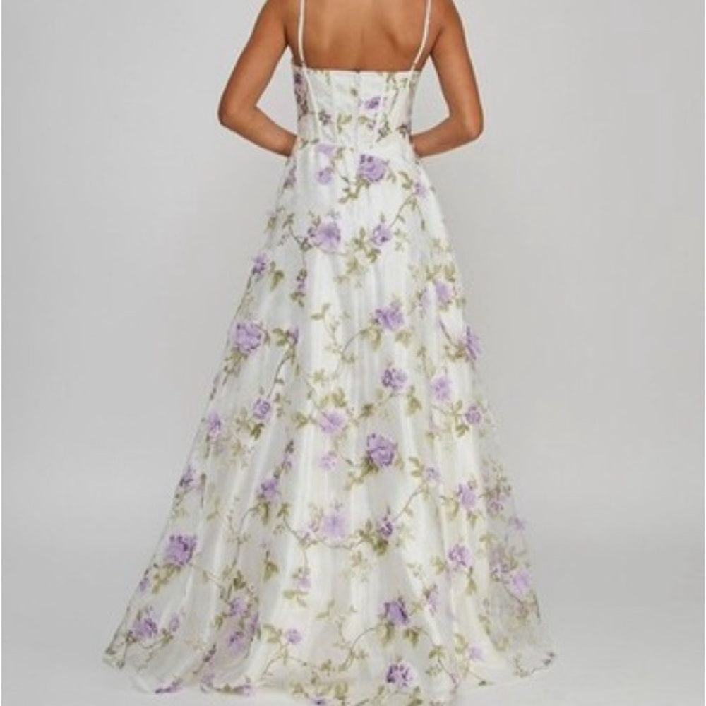 Say Yes 3D floral embellishment details. Size 13/14 white and purple
