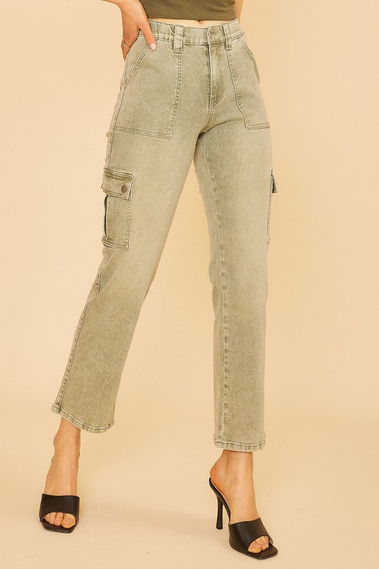 Straight Leg Jeans with Cargo Pockets