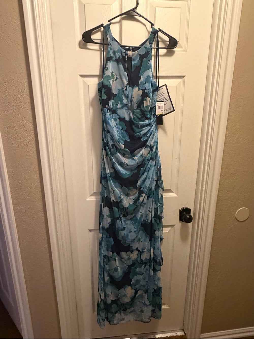 Betsy & Adam Printed Mesh Halter Neck sleeveless gown