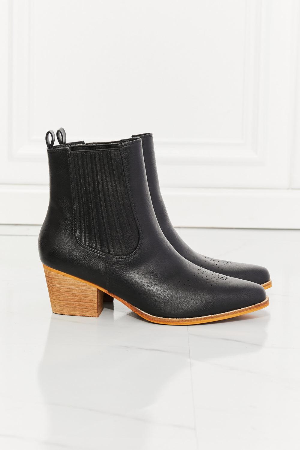 Love the Journey Stacked Heel Chelsea Boot in Black - Wildflower Hippies