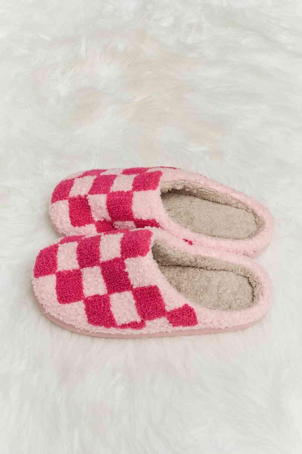 Checkered Print Plush Slide Slippers - Wildflower Hippies