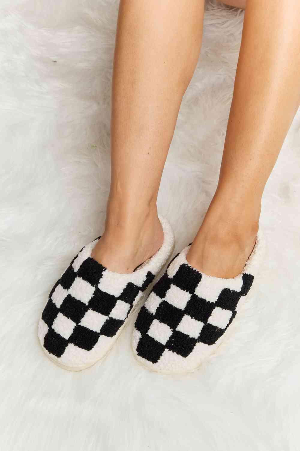 Checkered Print Plush Slide Slippers - Wildflower Hippies