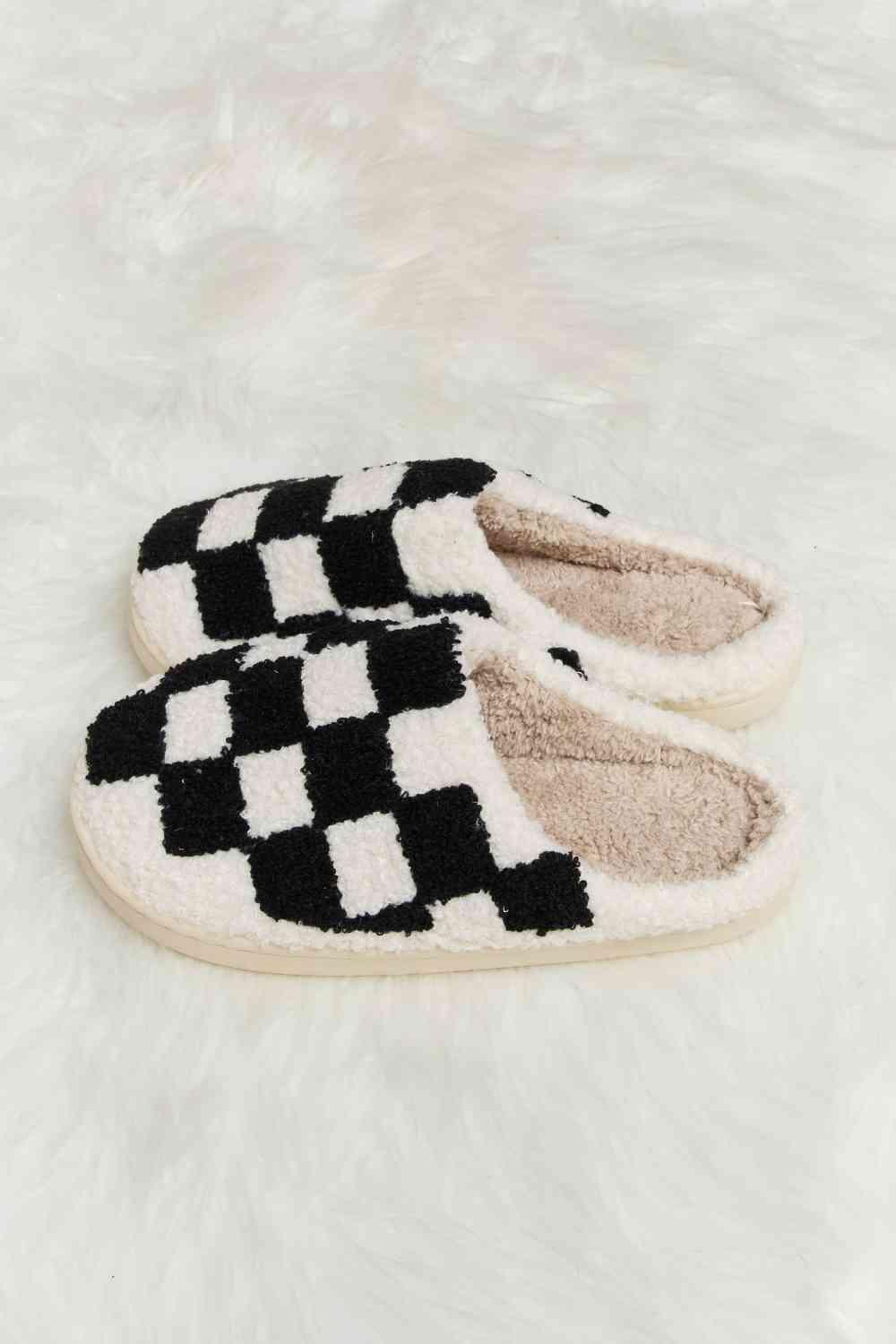 Checkered Print Plush Slide Slippers - Wildflower Hippies